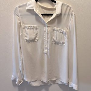 White Button-Up Blousr